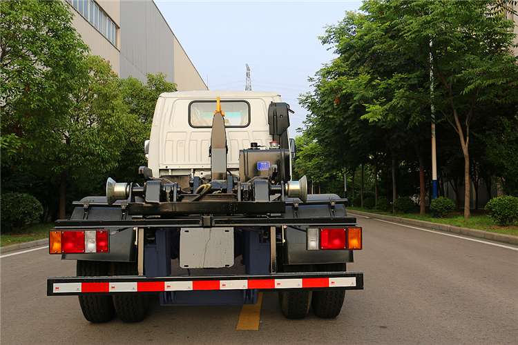 XCMG official new detachable container mini garbage truck with DONGFENG chassis XZJ5120ZXXD5 price